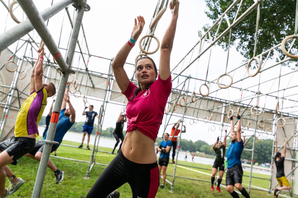 Eating before a workout or participating in an obstacle run is important for providing extra energy.