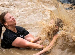 Splashing_Family_Waterslide_2-300x219