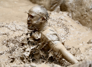 Splashing_Mud_Trenches_5-300x219