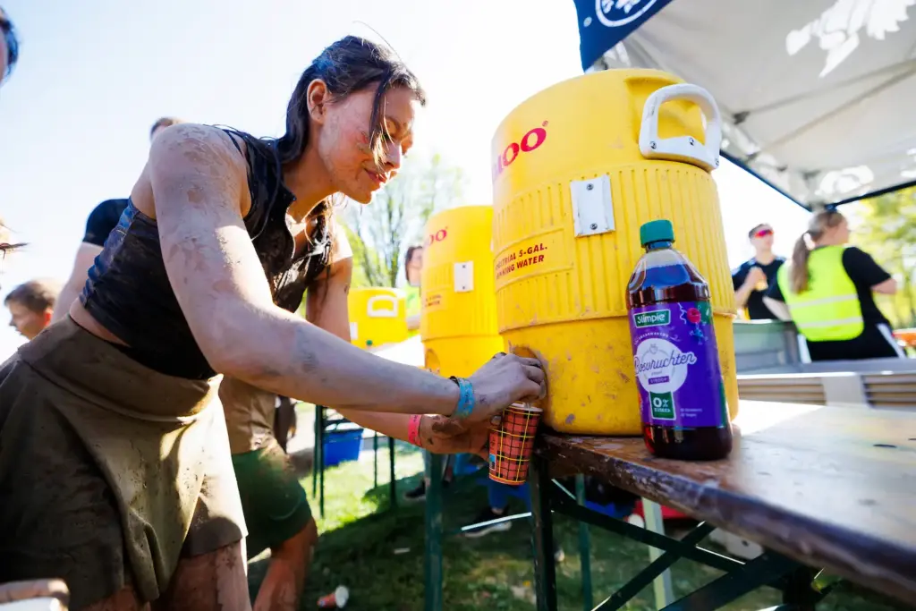 water drinken tijdens het sporten bij strong viking