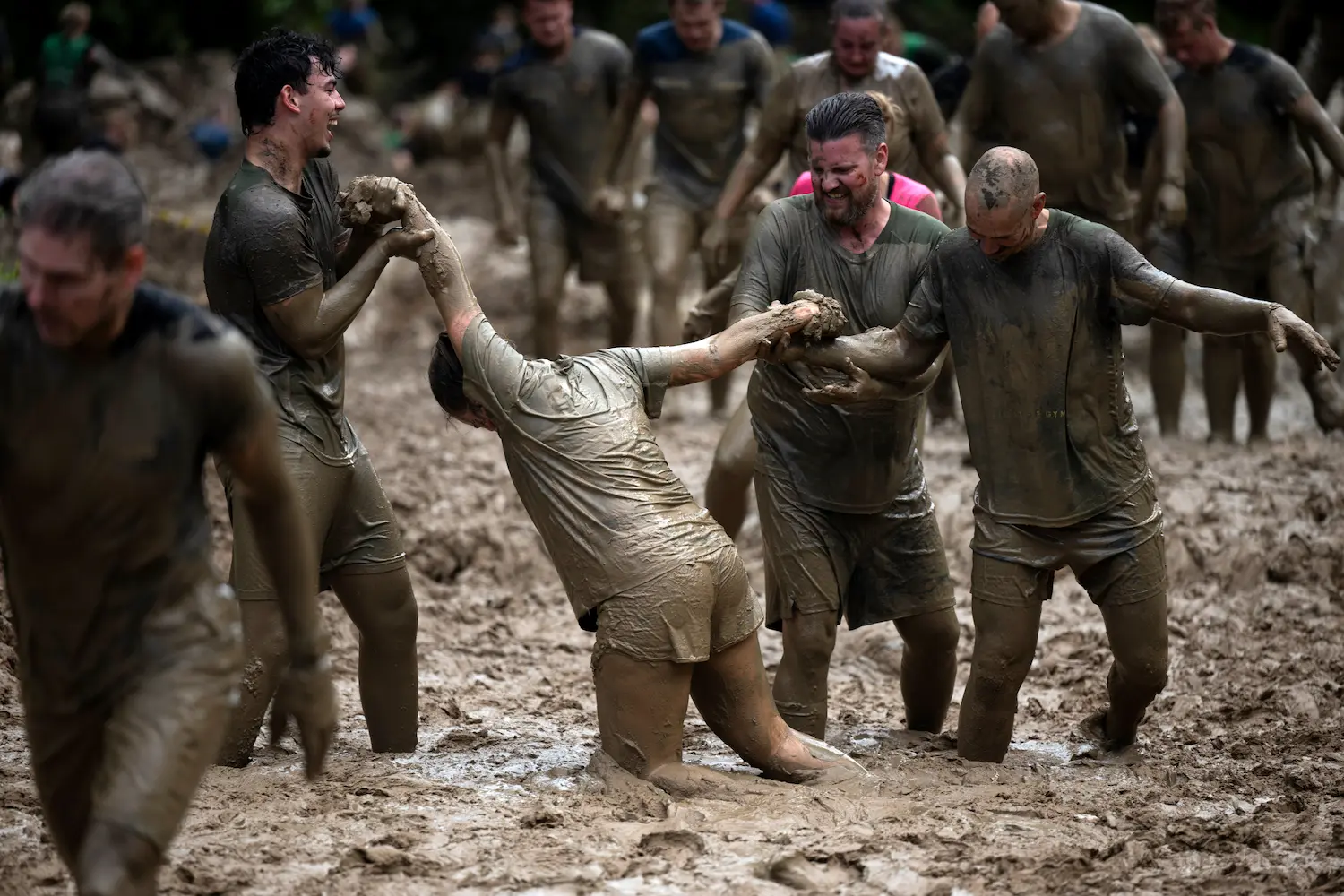 mud trenches bij strong viking
